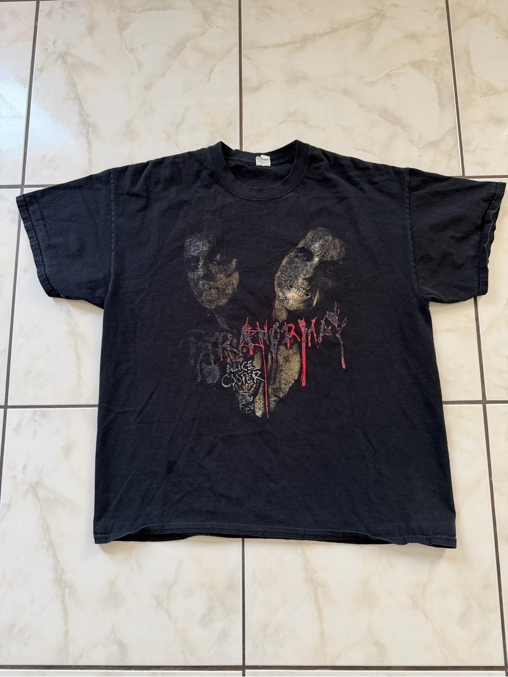Alice Cooper Tour Black Graphic Short-Sleeve Band Tee with Distressed Face Print